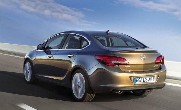 Новый седан Opel Astra приживется в Петербурге
